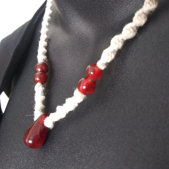 Twisted Teardrop Hemp Necklace - Picture 2 of 7